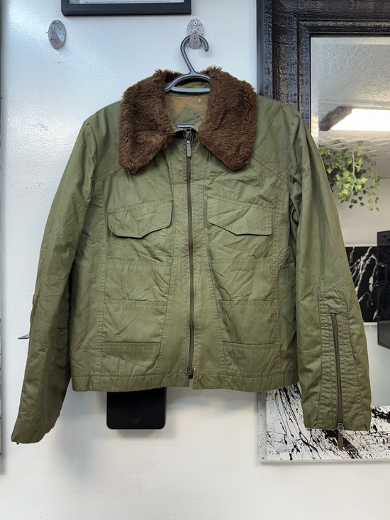 Jackets & Blazers - Womens fur Olive Green Quilted crop Jacket with Brown Faux Fur Collar